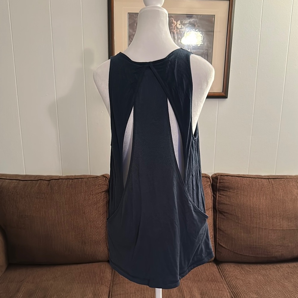Stylish Navy Sleeveless Top